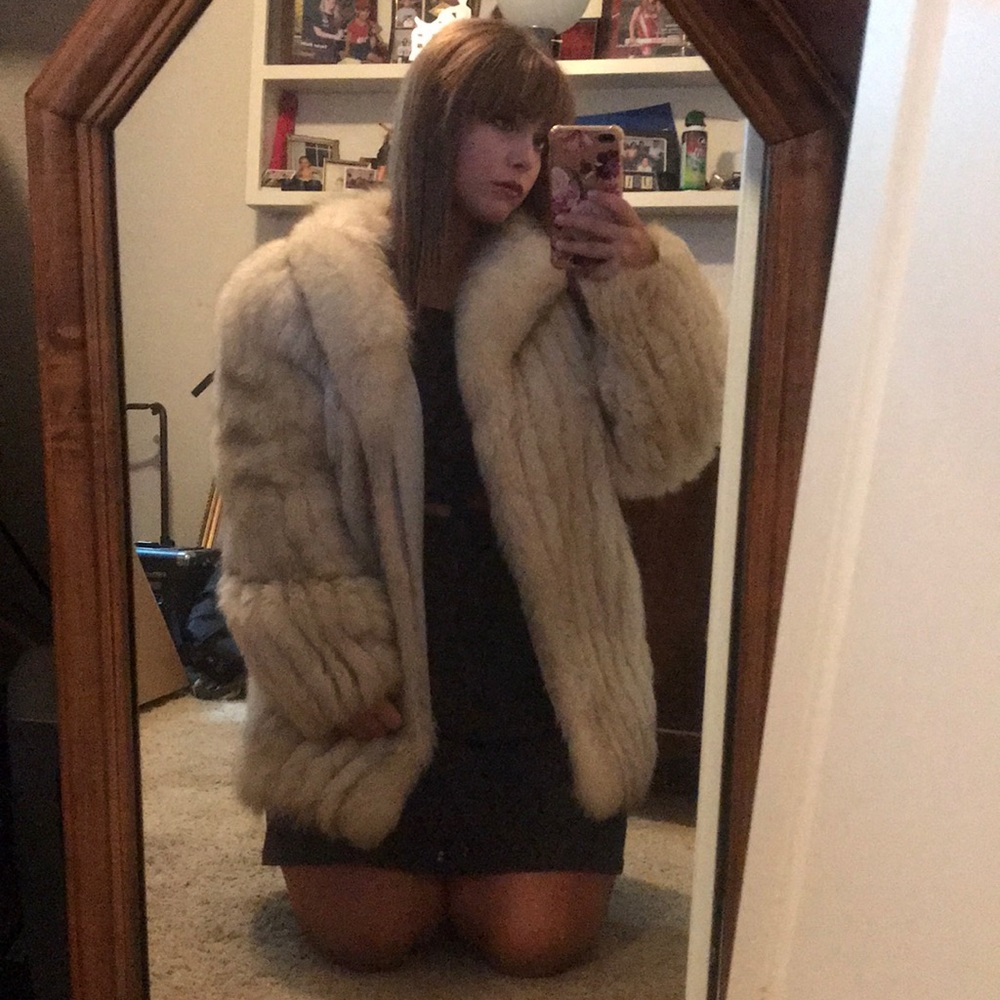 Genuine SAGA NATURAL BLUE FOX FUR COAT